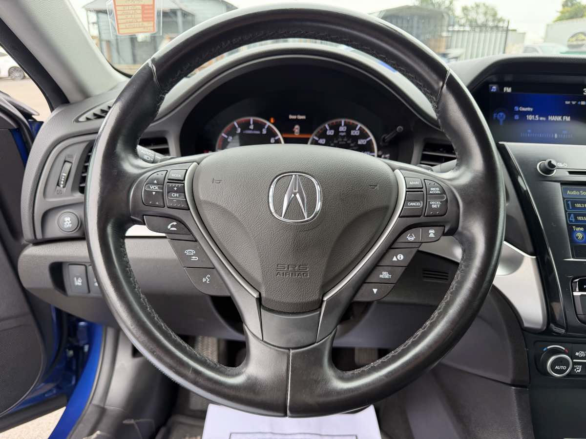 Used 2017 Acura ILX FWD image 15