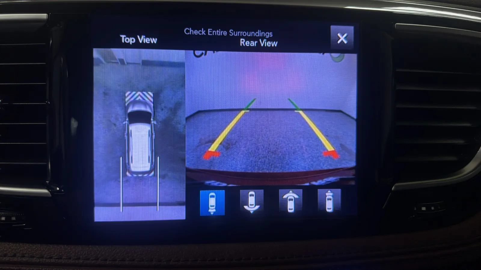 Used 2017 Chrysler Pacifica Limited FWD image 14