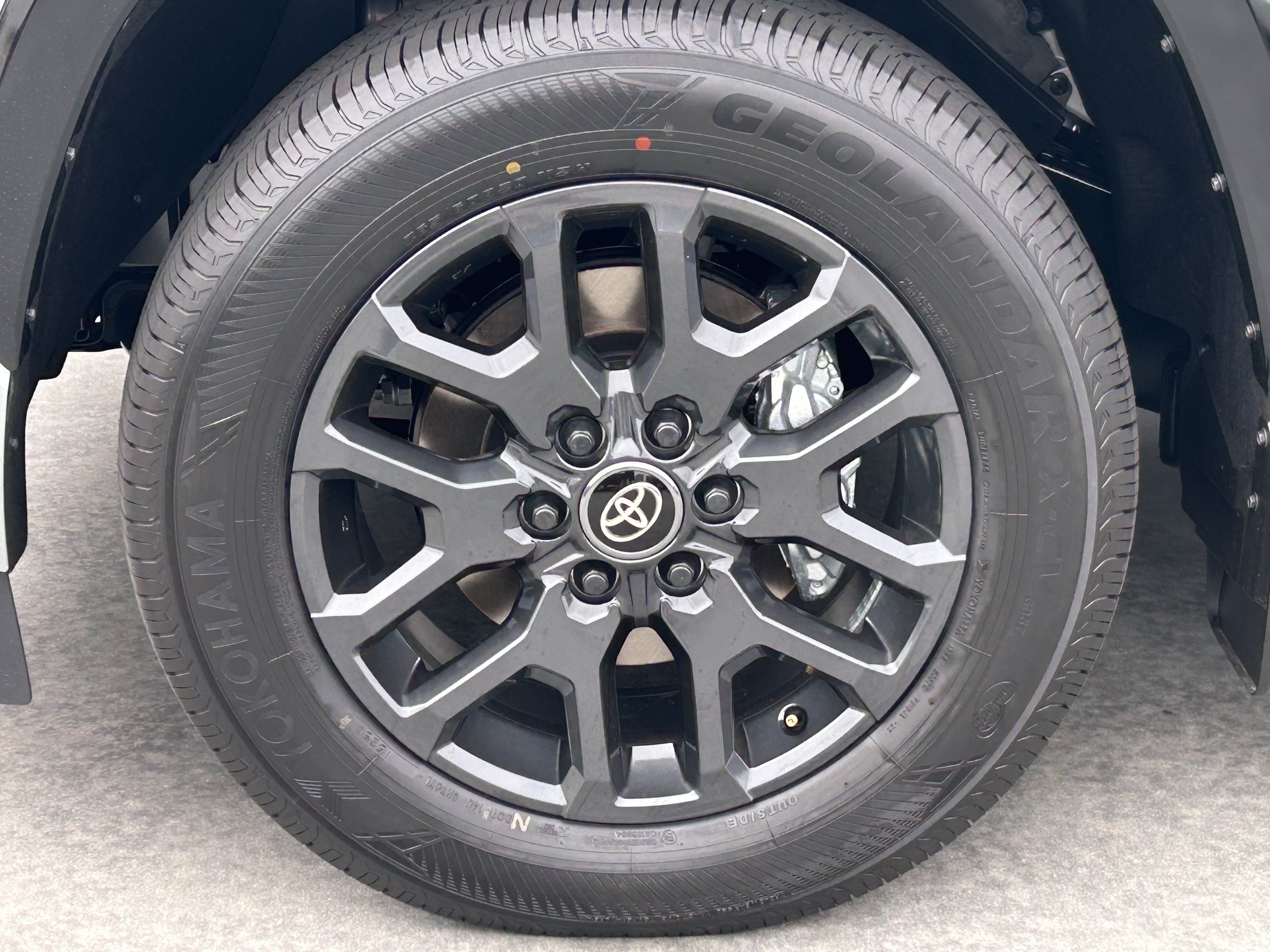 New 2026 Toyota Sequoia Platinum w/ Tow Technology Package AWD/4WD image 8