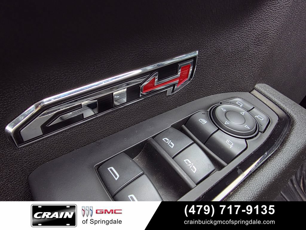 Used 2024 GMC Sierra 1500 AT4 w/ Technology Package AWD/4WD image 12