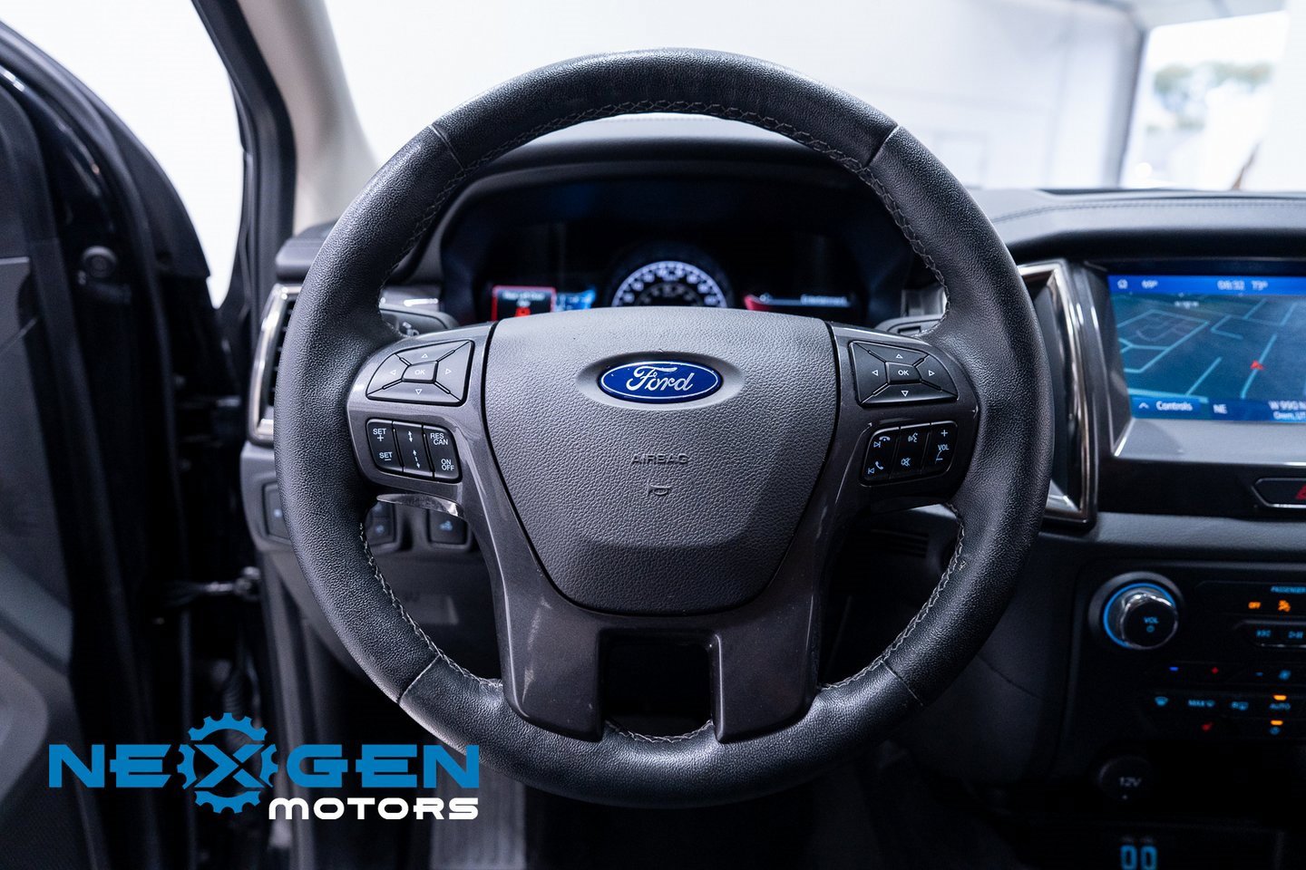 Used 2022 Ford Ranger Lariat w/ Equipment Group 501A High image 17