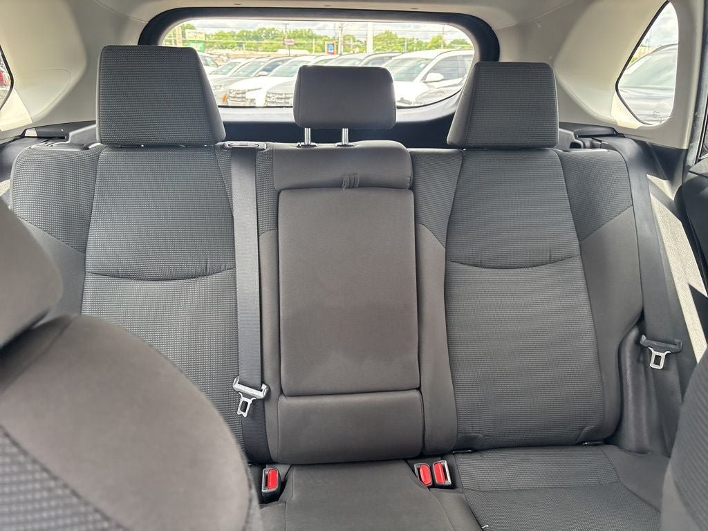 Used 2024 Toyota RAV4 LE AWD/4WD image 35