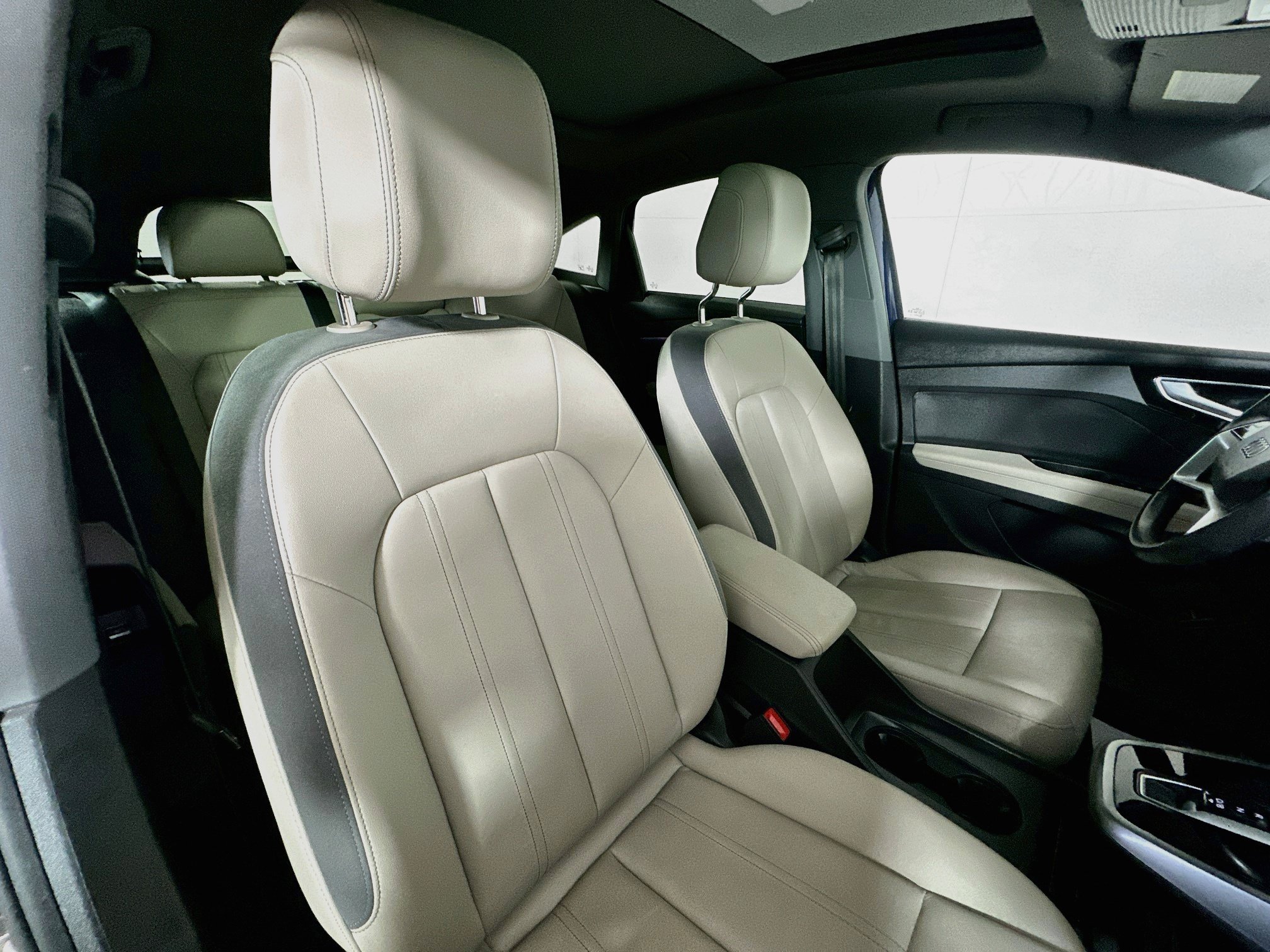 Certified 2023 Audi Q4 e-tron Prestige AWD/4WD image 28