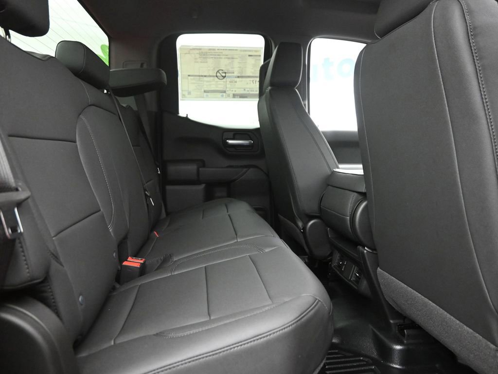 New 2026 Chevrolet Silverado 1500 W/T image 8