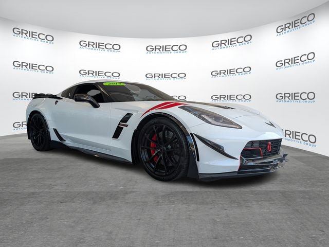 Used 2019 Chevrolet Corvette Grand Sport w/ Carbon Flash Badge Package image 1