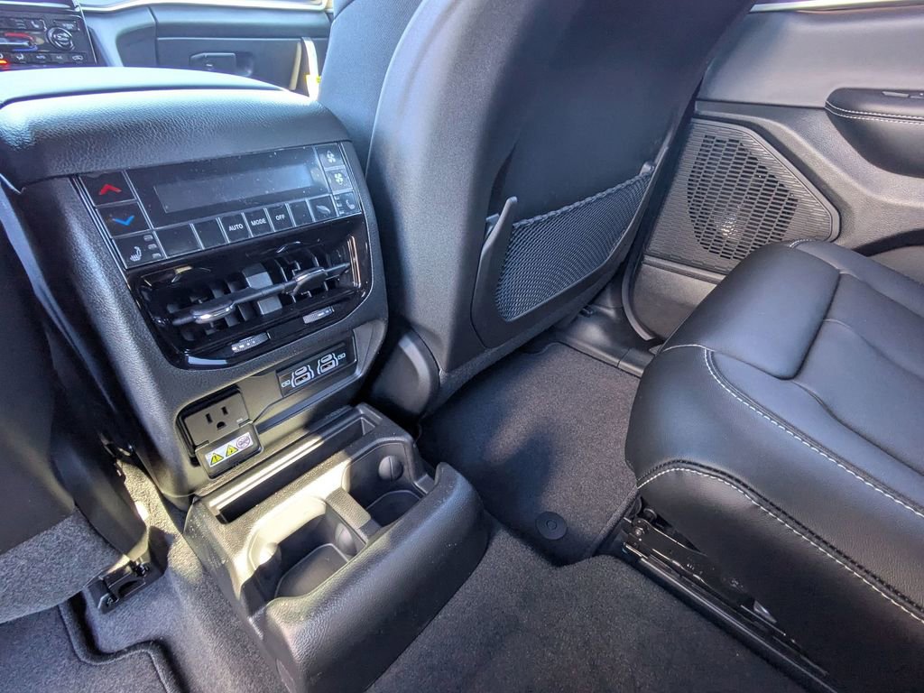 New 2025 Jeep Grand Cherokee L Limited image 30