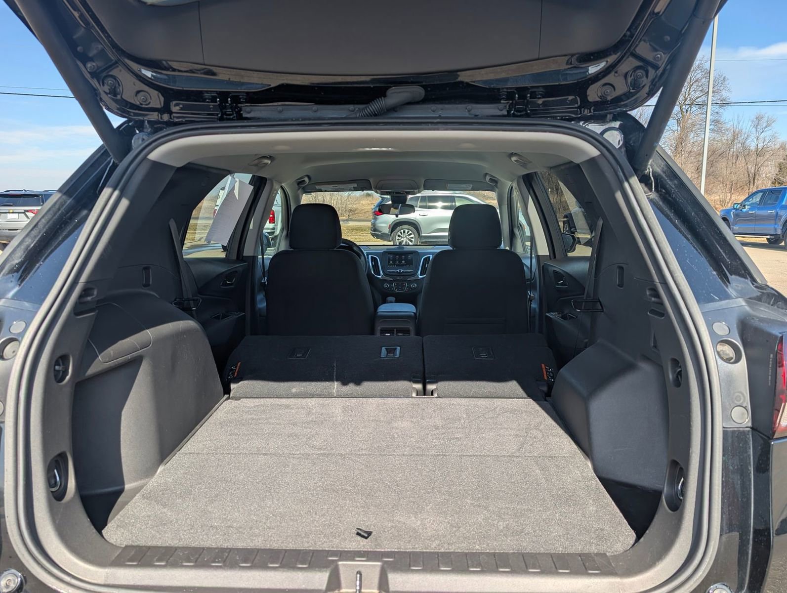 Used 2024 Chevrolet Equinox LT image 30