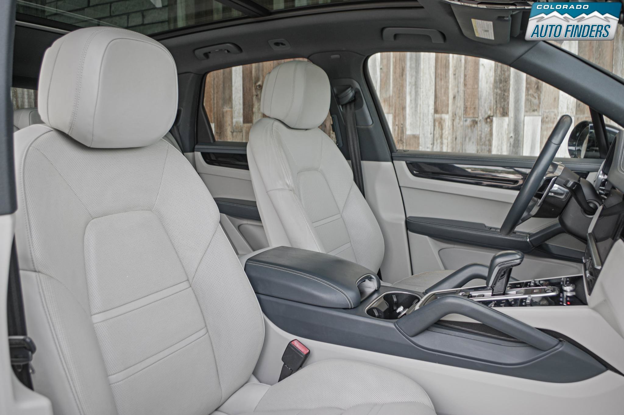 Used 2019 Porsche Cayenne S w/ Premium Plus Package AWD/4WD image 22
