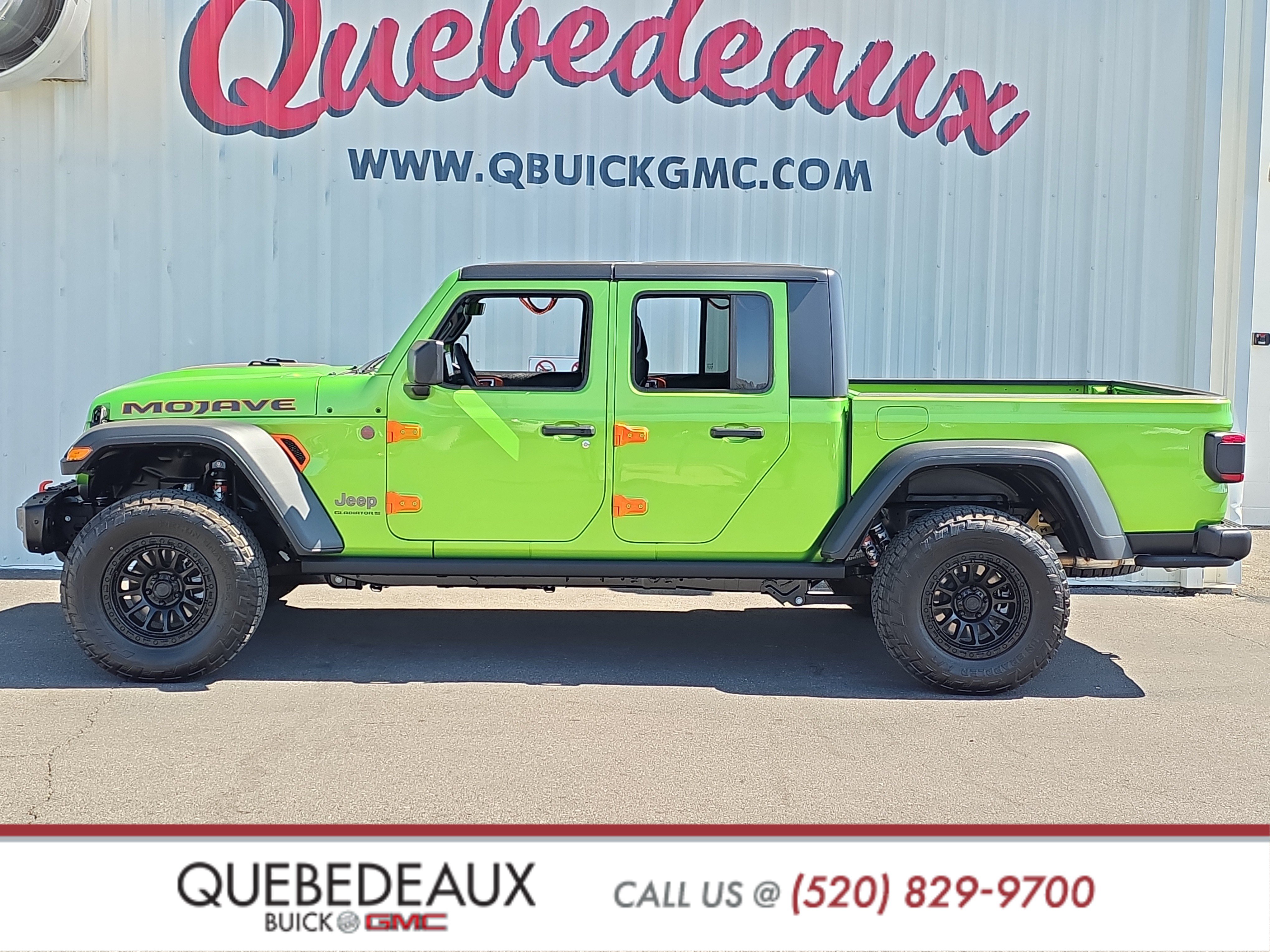 Used 2025 Jeep Gladiator Mojave w/ Steel Bumper Group AWD/4WD image 4