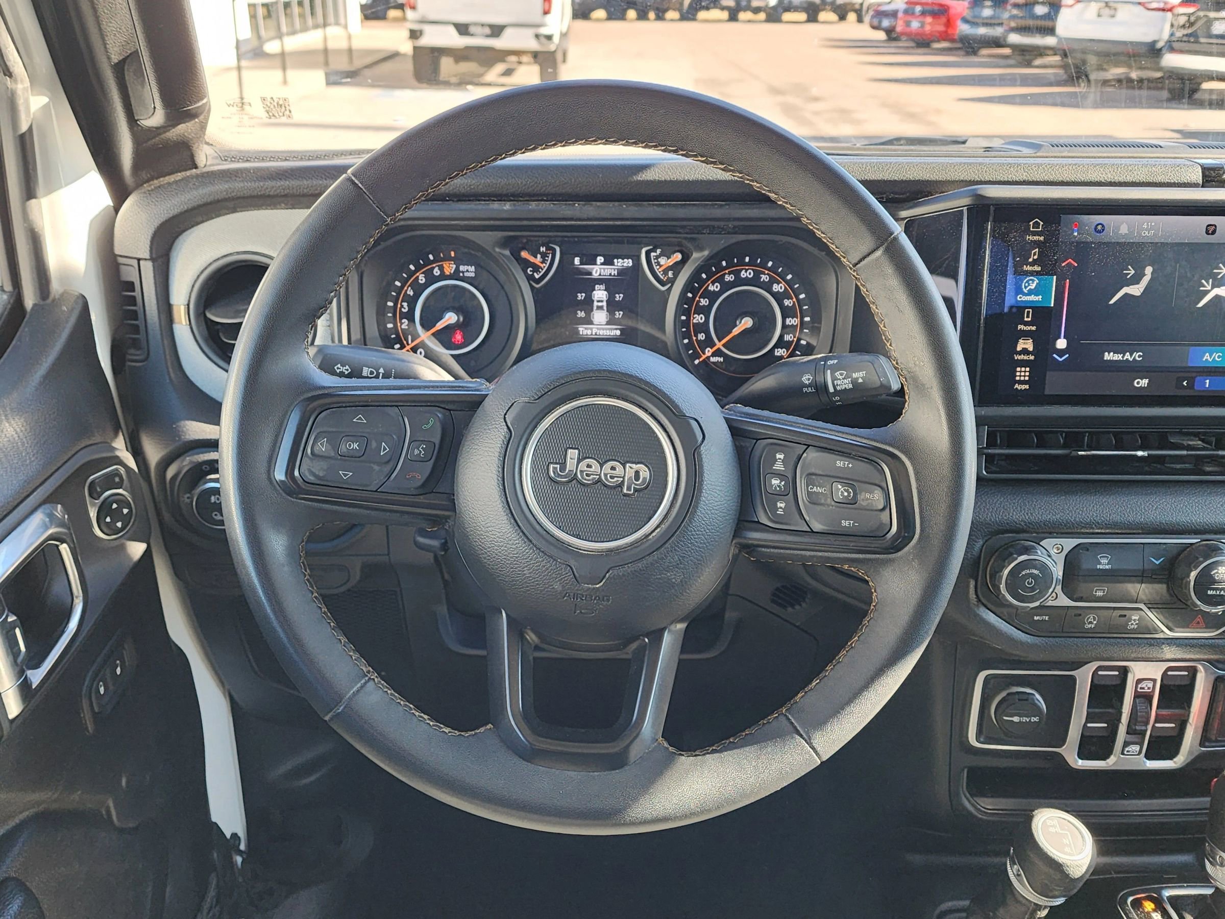 Used 2025 Jeep Gladiator Sport image 20