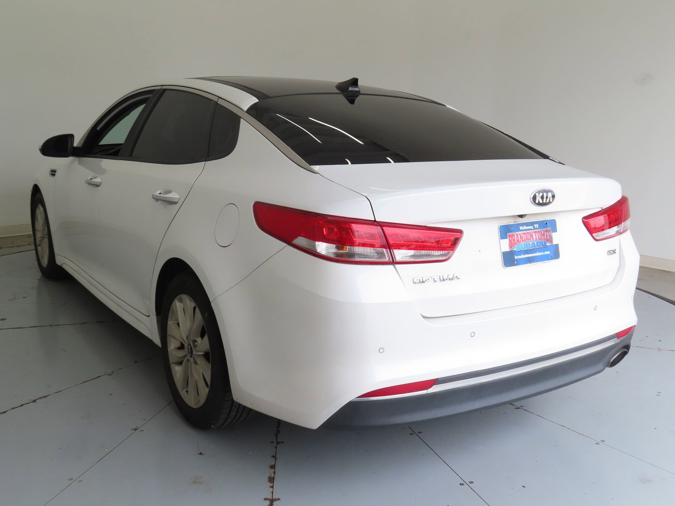 Used 2016 Kia Optima EX w/ Premium Package FWD image 6