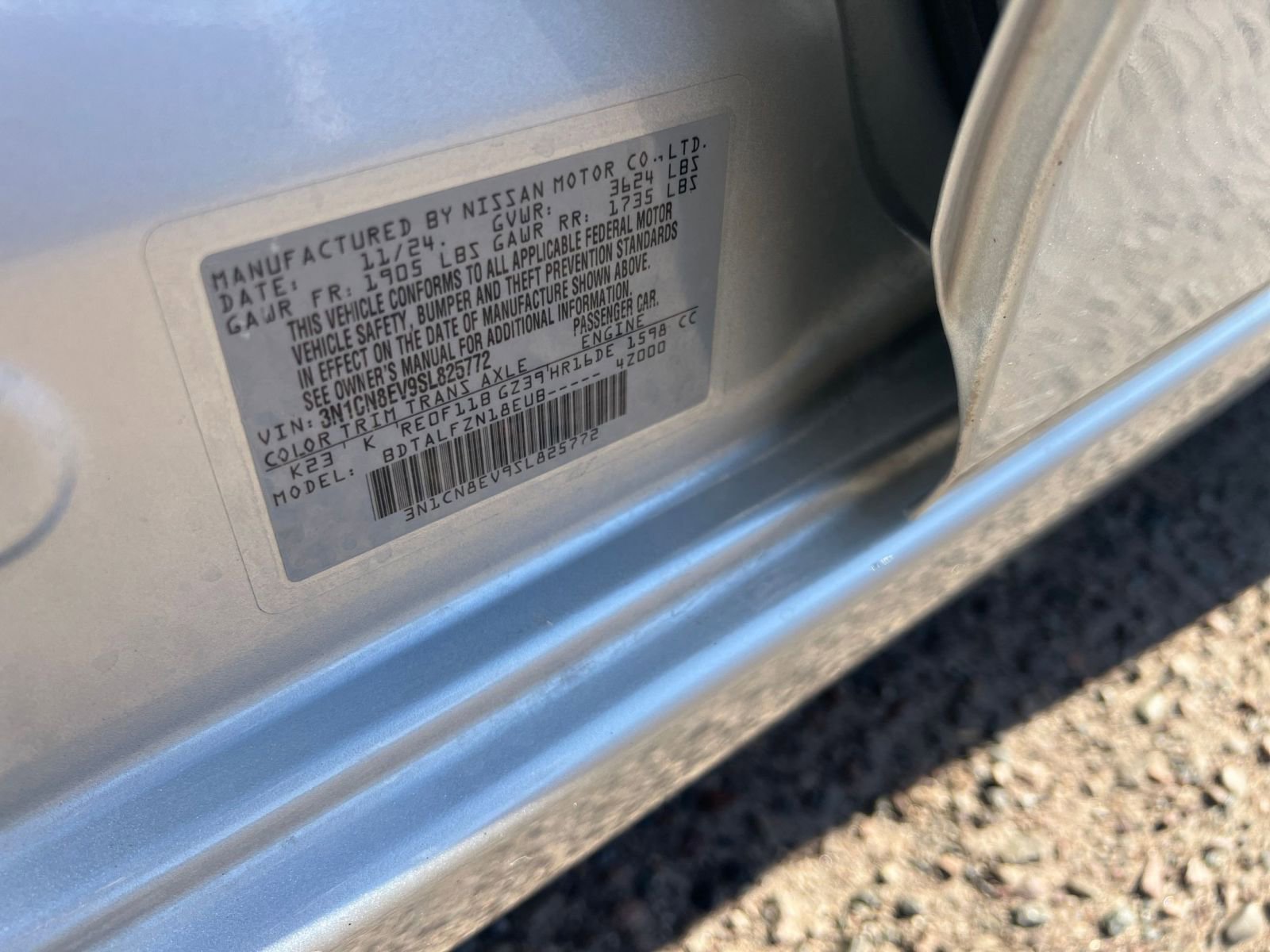 Used 2025 Nissan Versa SV image 29