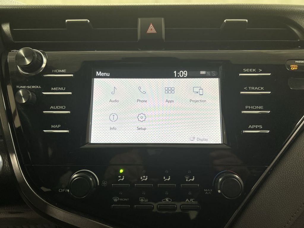 Used 2019 Toyota Camry LE w/ Convenience Package FWD image 14