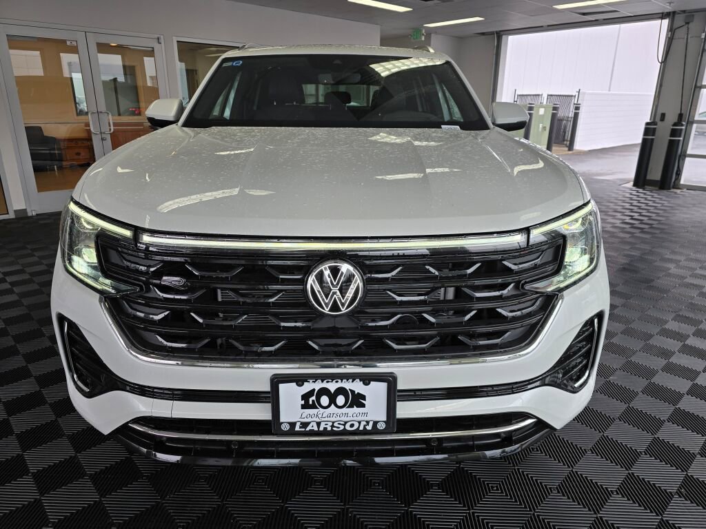 New 2024 Volkswagen Atlas Cross Sport SEL R-Line image 9
