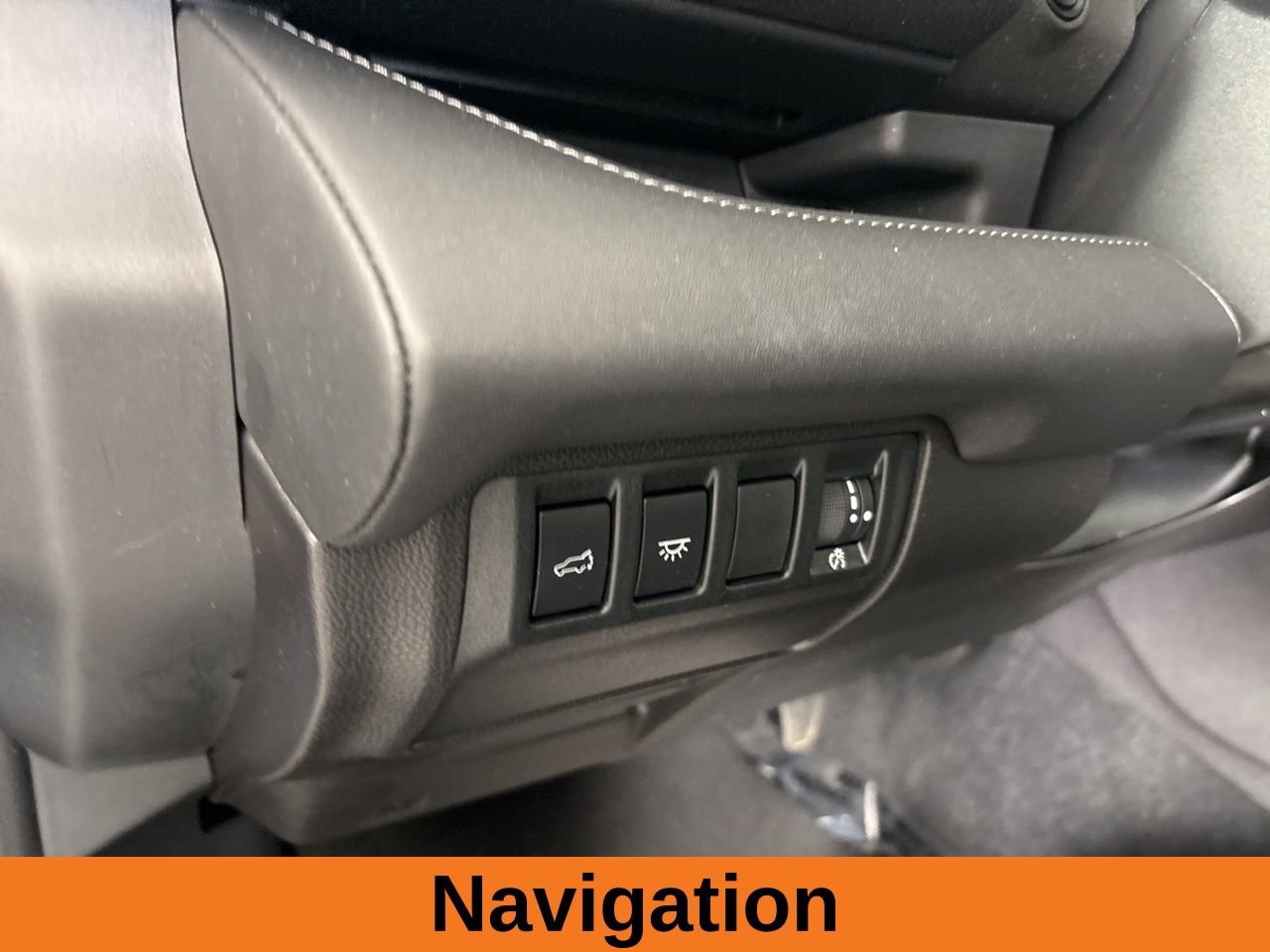 Used 2023 Subaru Ascent Limited w/ Technology Package image 9