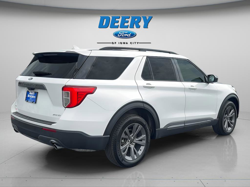 Used 2024 Ford Explorer XLT w/ Equipment Group 202A AWD/4WD image 5