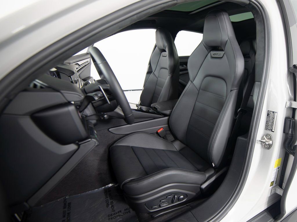 New 2026 Porsche Panamera GTS image 16