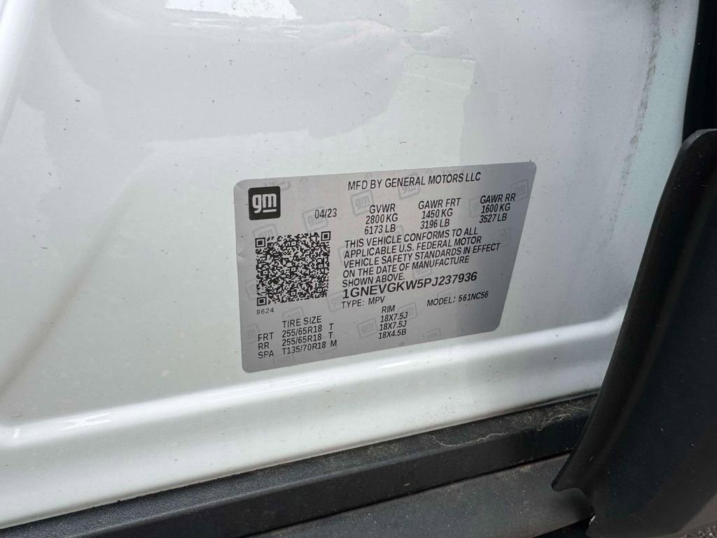 Used 2023 Chevrolet Traverse LT AWD/4WD image 13