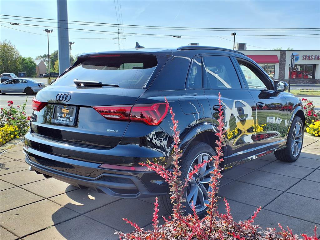 New 2025 Audi Q3 2.0T Premium image 10