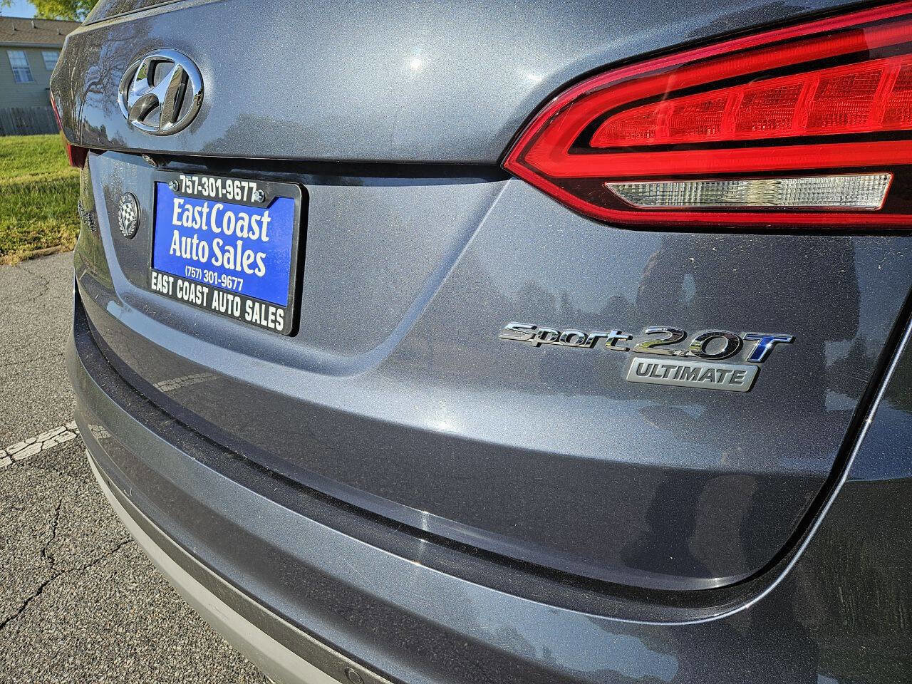 Used 2018 Hyundai Santa Fe Sport FWD image 10