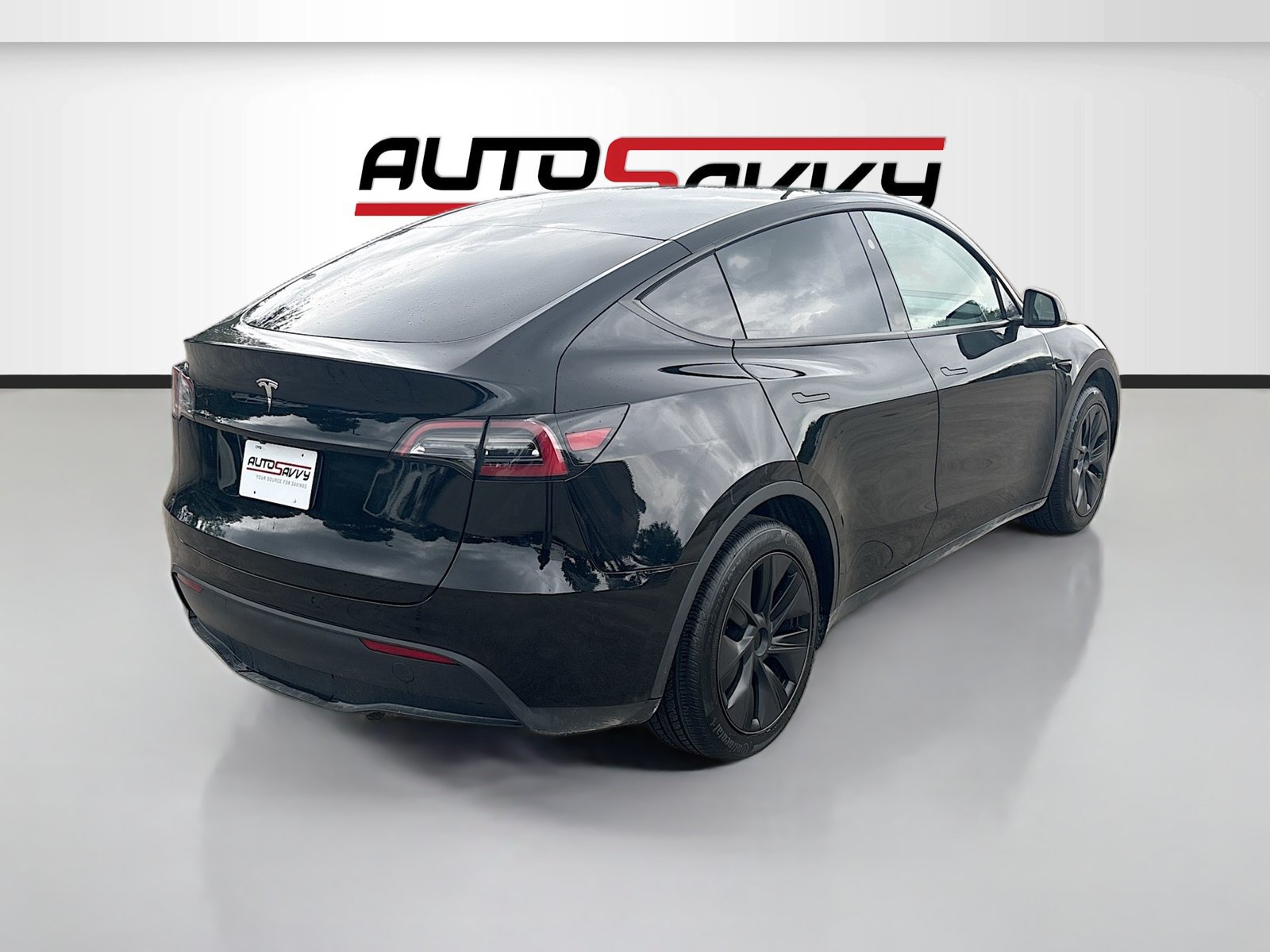 Used 2025 Tesla Model Y Long Range RWD image 7