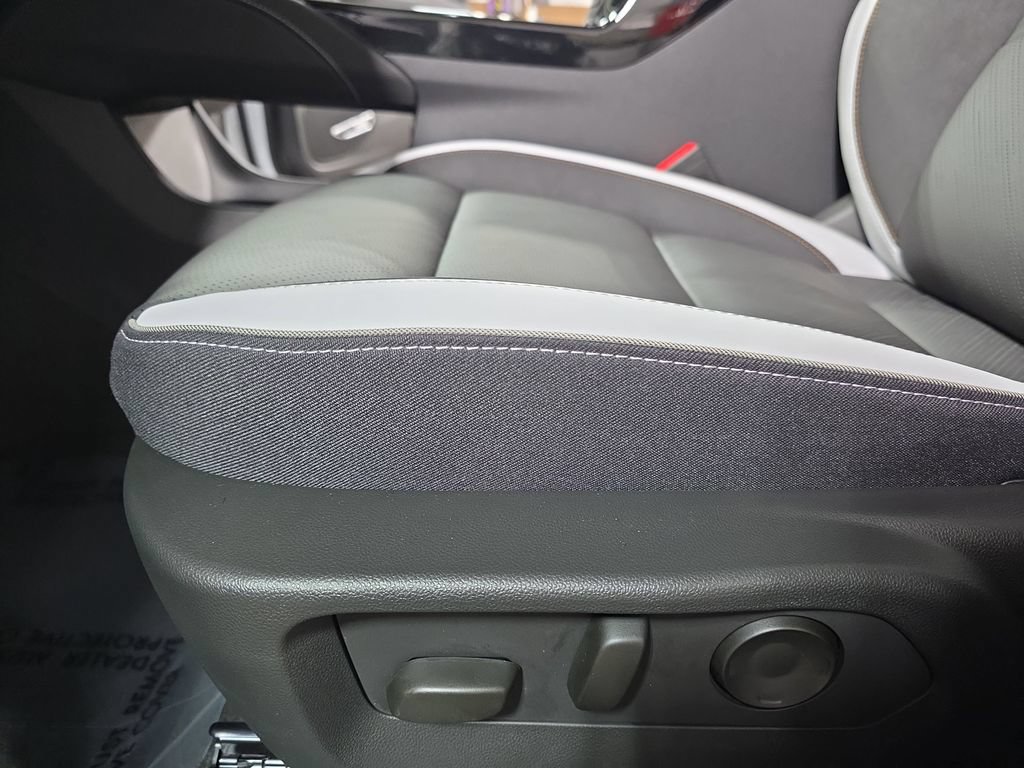 New 2026 Buick Envision Sport Touring AWD/4WD image 29