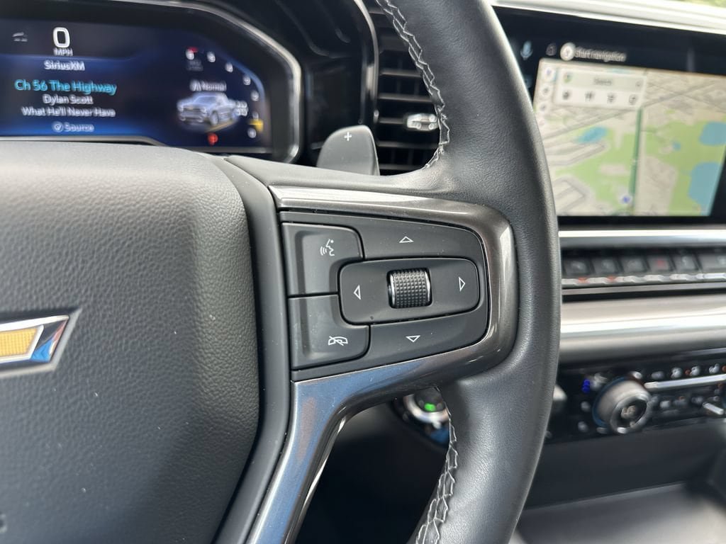 Used 2025 Chevrolet Silverado 1500 High Country w/ Technology Package AWD/4WD image 31