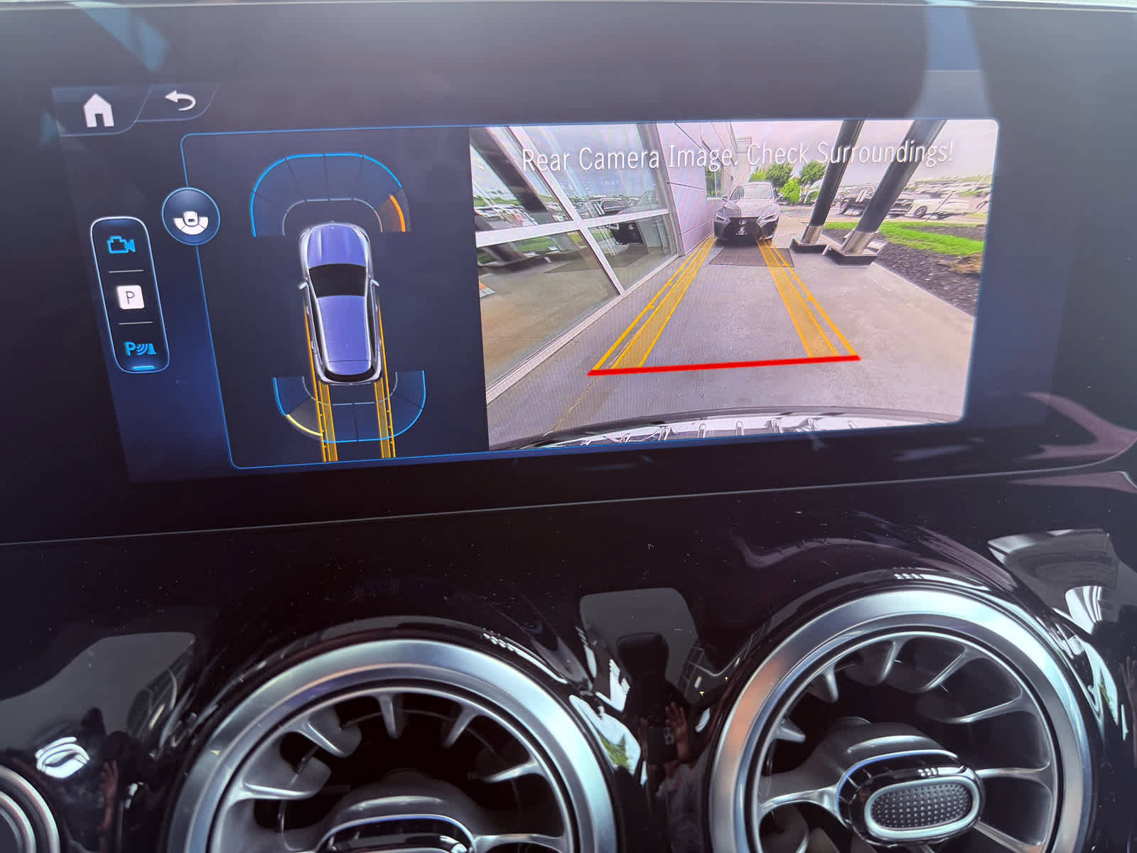 Certified 2025 Mercedes-Benz GLA 35 AMG AMG GLA 35 image 15