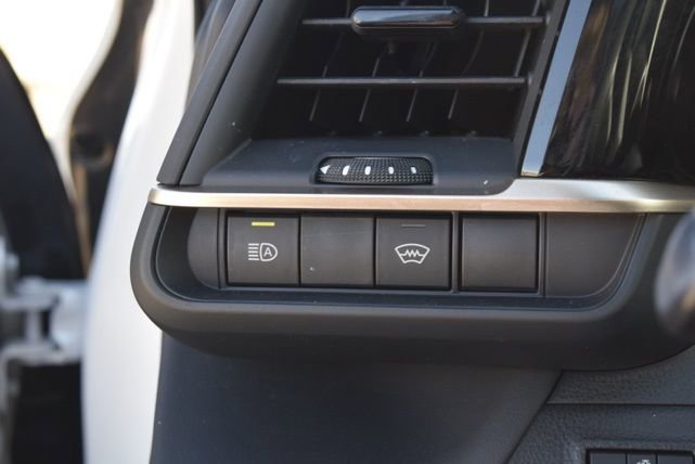 Used 2023 Toyota Crown Limited image 20