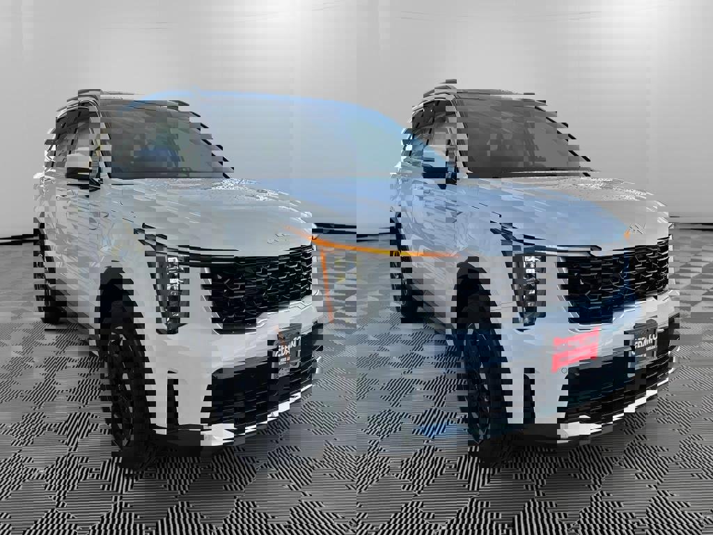 New 2026 Kia Sorento S w/ S Panoramic Sunroof Package image 3