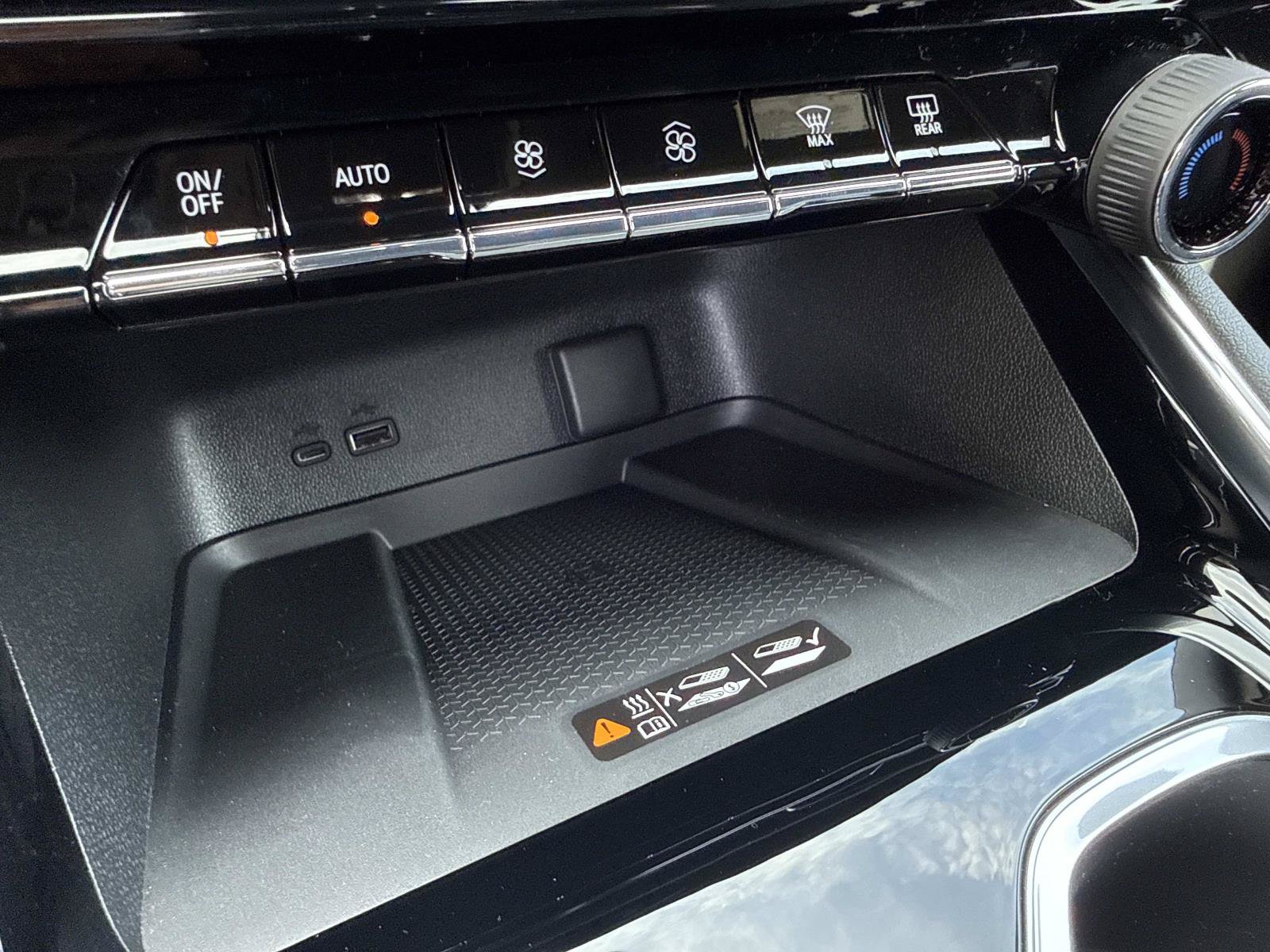 New 2026 Chevrolet Traverse Z71 AWD/4WD image 28