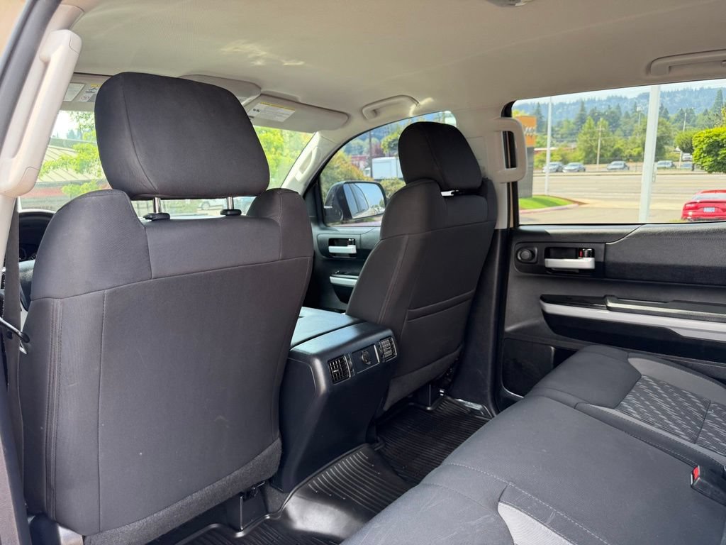 Used 2019 Toyota Tundra SR5 w/ SR5 Upgrade Package AWD/4WD image 30