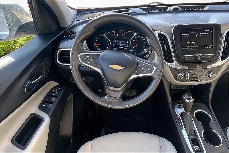 Used 2020 Chevrolet Equinox LT w/ LPO, Floor Liner Package AWD/4WD image 8