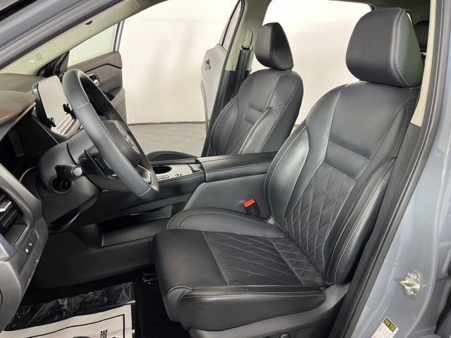 Used 2023 Nissan Rogue Platinum w/ Platinum Premium Package FWD image 20