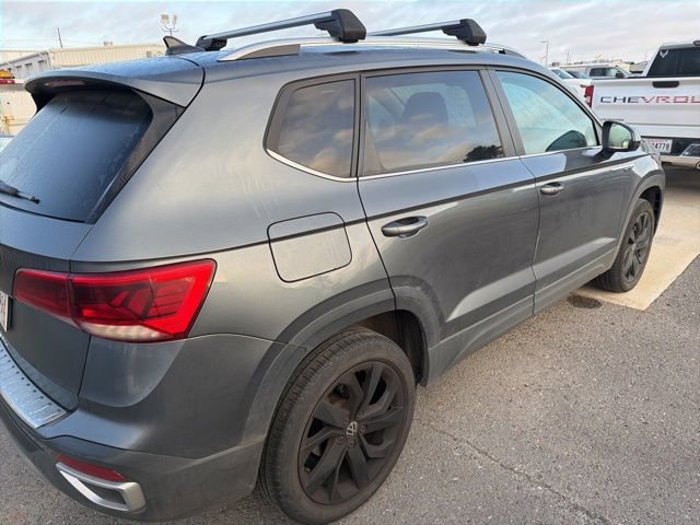 Used 2023 Volkswagen Taos SE image 9