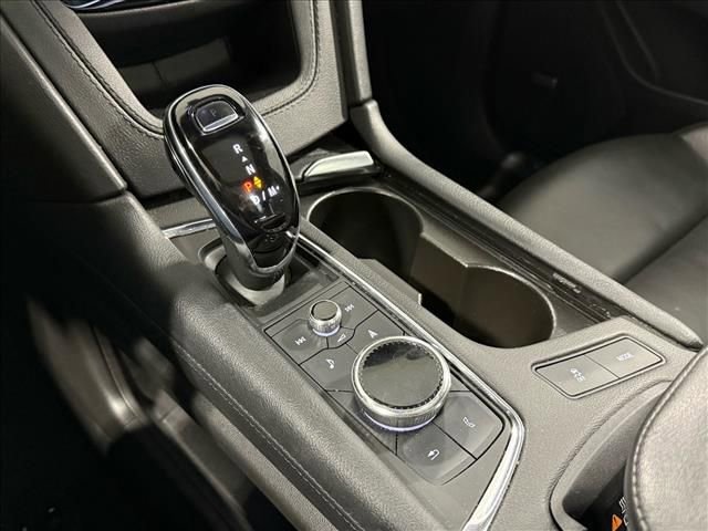 Used 2023 Cadillac XT5 Premium Luxury image 17