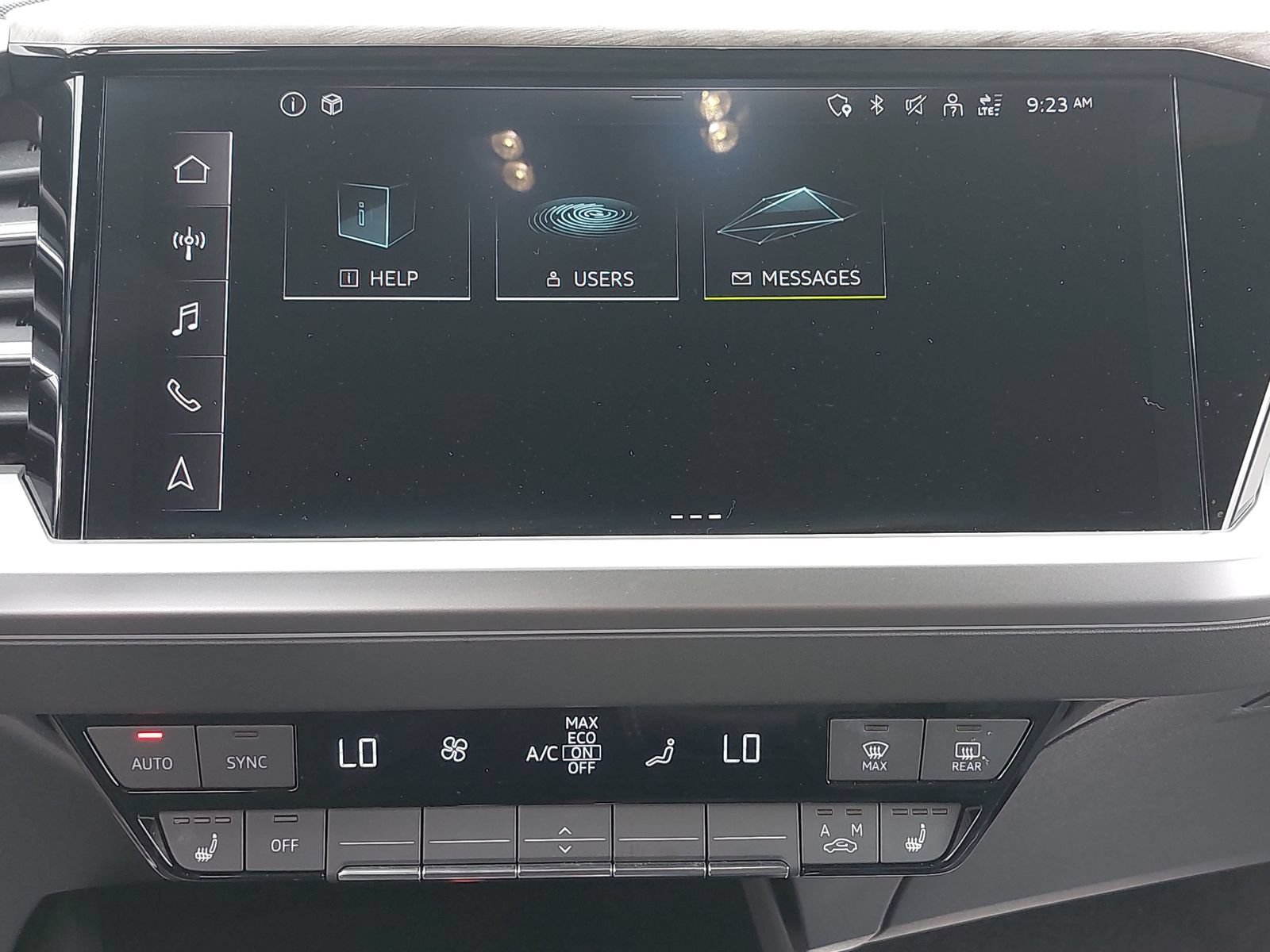 Used 2025 Audi Q4 e-tron Premium w/ Convenience Package AWD/4WD image 25