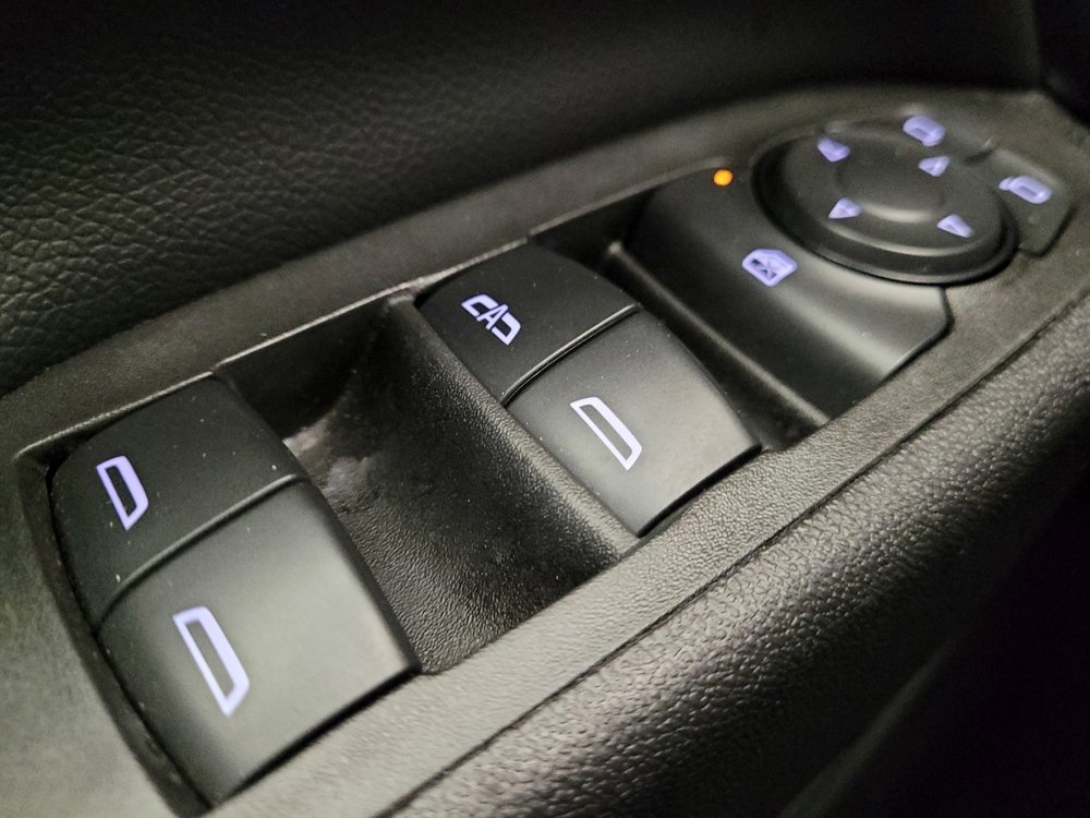 Used 2021 Chevrolet Equinox LT image 27