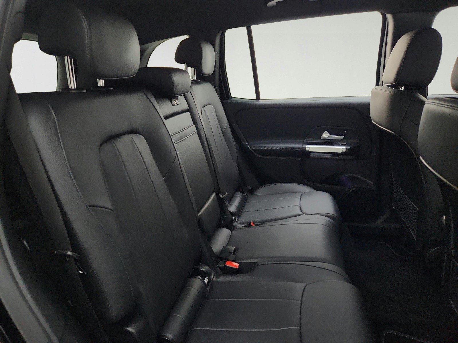 Used 2023 Mercedes-Benz GLB 250 image 29