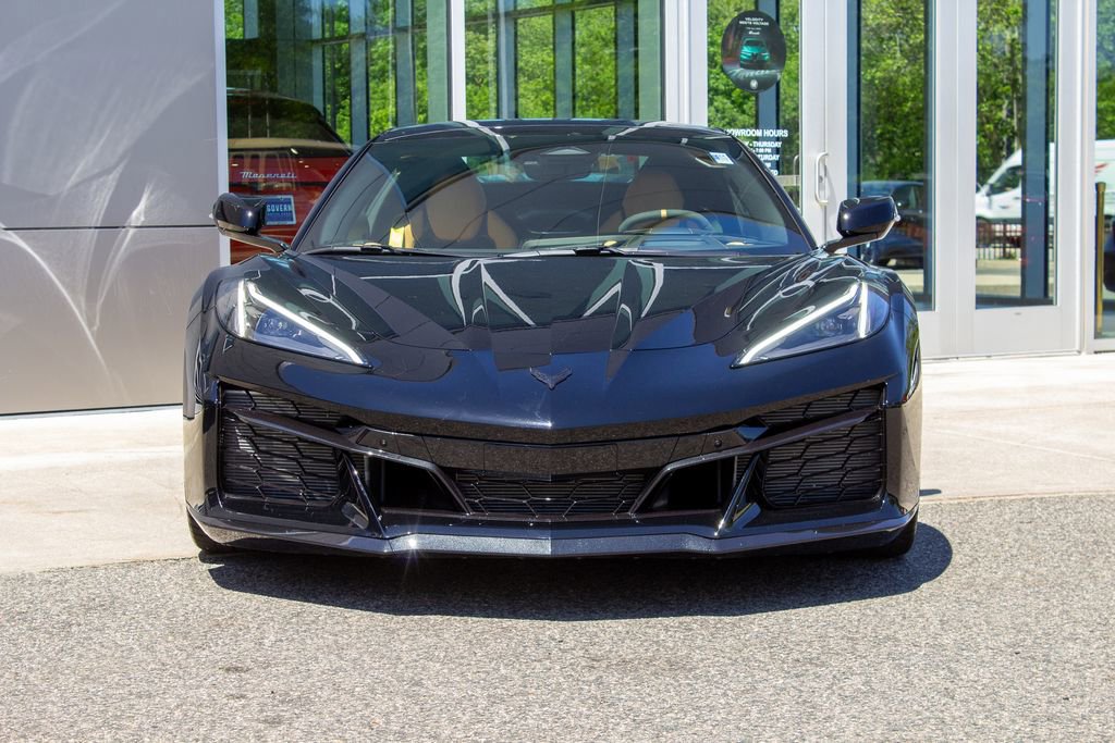 Used 2026 Chevrolet Corvette Z06 w/ Stealth Interior Trim Package RWD image 2