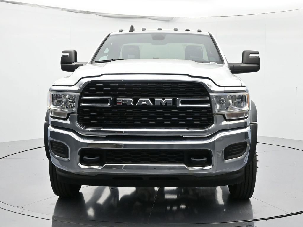 Used 2023 RAM 4500 SLT w/ Quick Order Package 2YG SLT RWD image 2