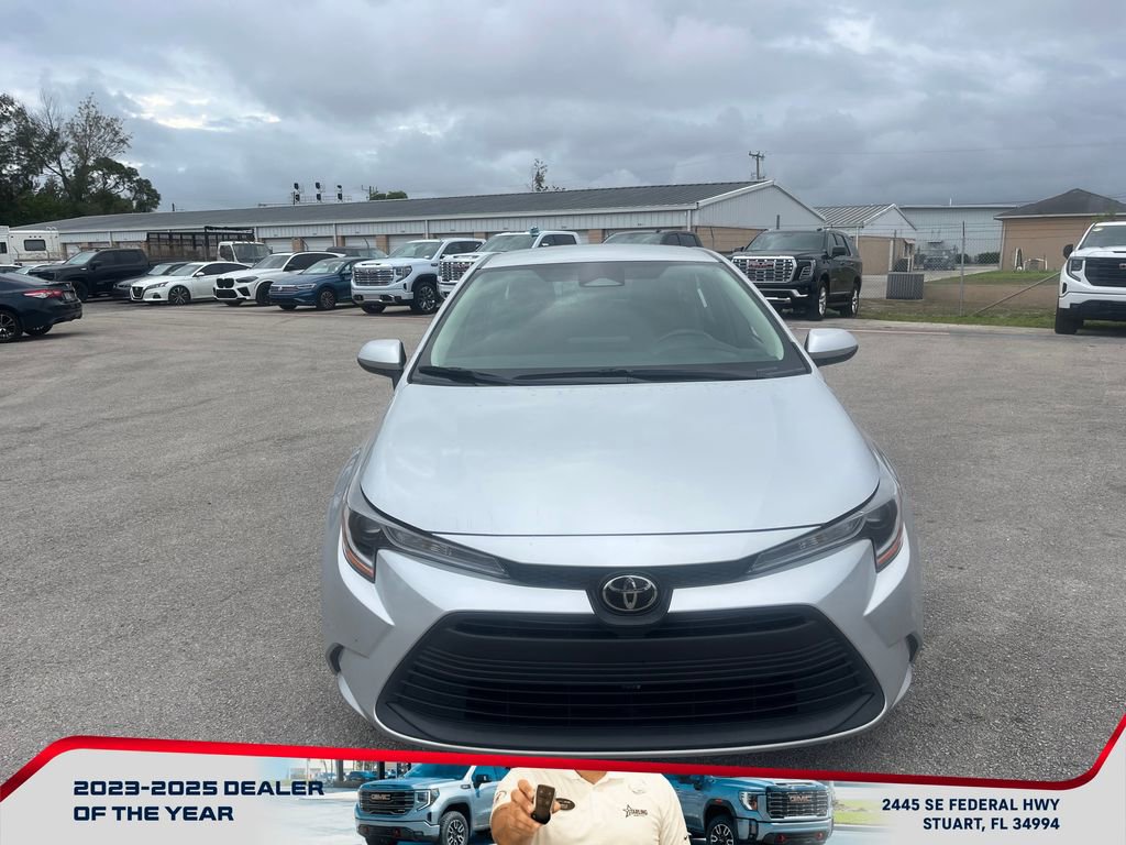 Used 2023 Toyota Corolla LE image 8
