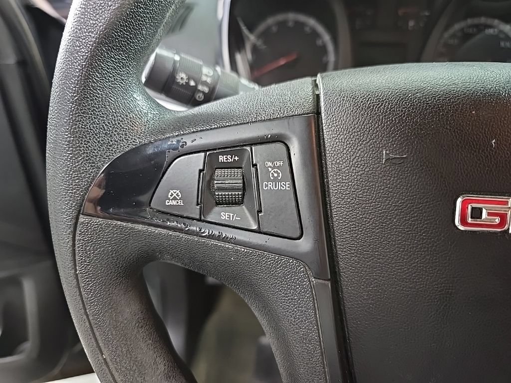 Used 2013 GMC Terrain SLE FWD image 32