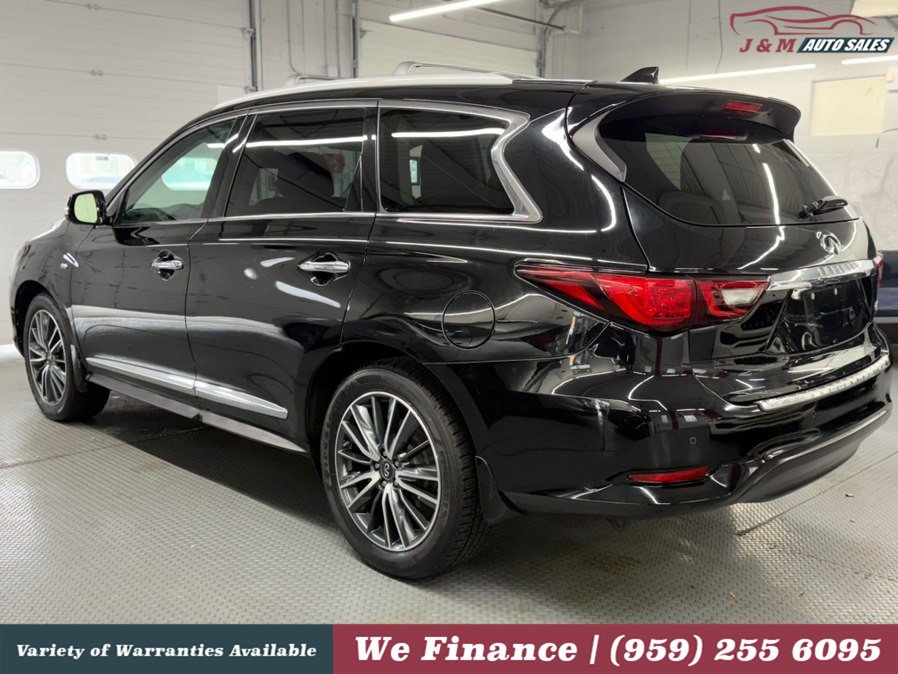 Used 2018 INFINITI QX60 Luxe w/ Deluxe Technology Package AWD/4WD image 11