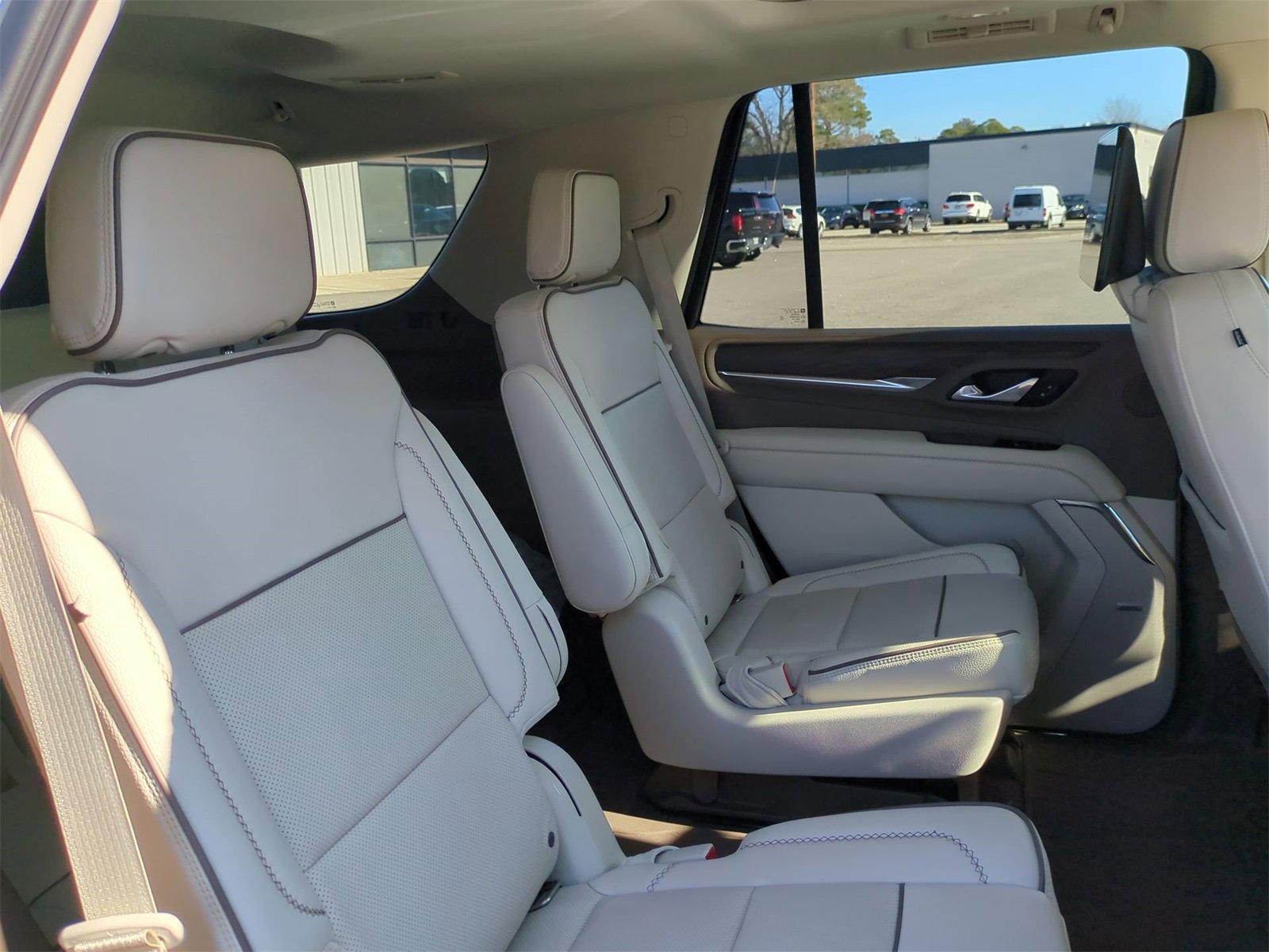 Certified 2021 GMC Yukon Denali w/ Denali Ultimate Package image 28