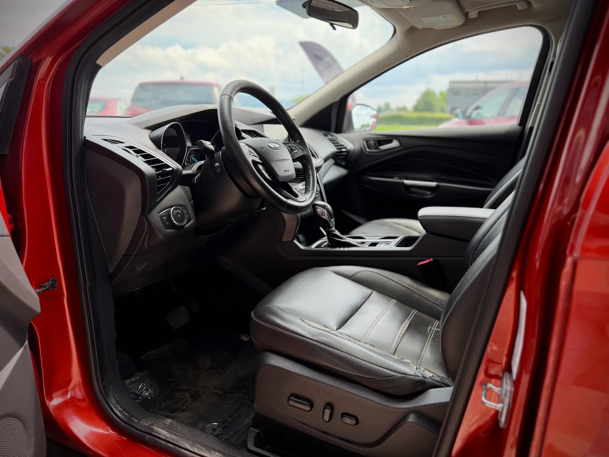 Used 2019 Ford Escape SEL FWD image 7