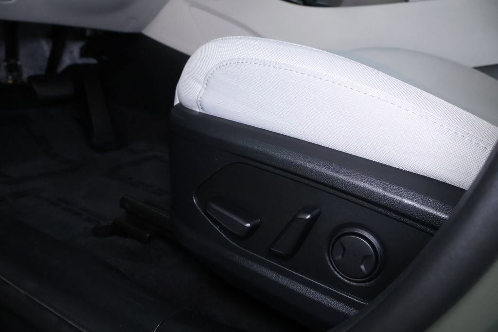 Used 2025 Hyundai Tucson SEL image 12