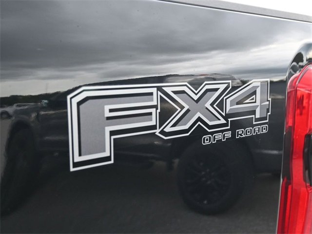Used 2024 Ford F250 Lariat w/ Black Appearance Package image 19
