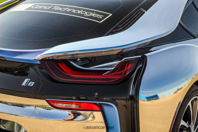 Used 2016 BMW i8 image 52