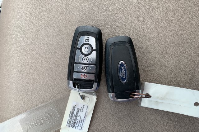 Used 2024 Ford Expedition Max Limited AWD/4WD image 10
